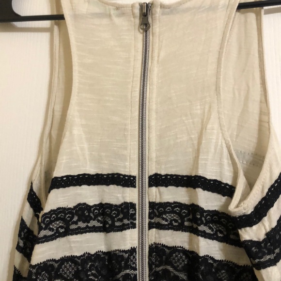 Tank top - Picture 3 of 3